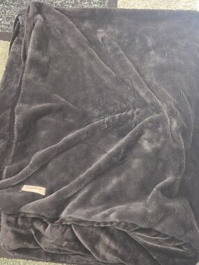 Unhide Lil' Marsh Throw Blanket